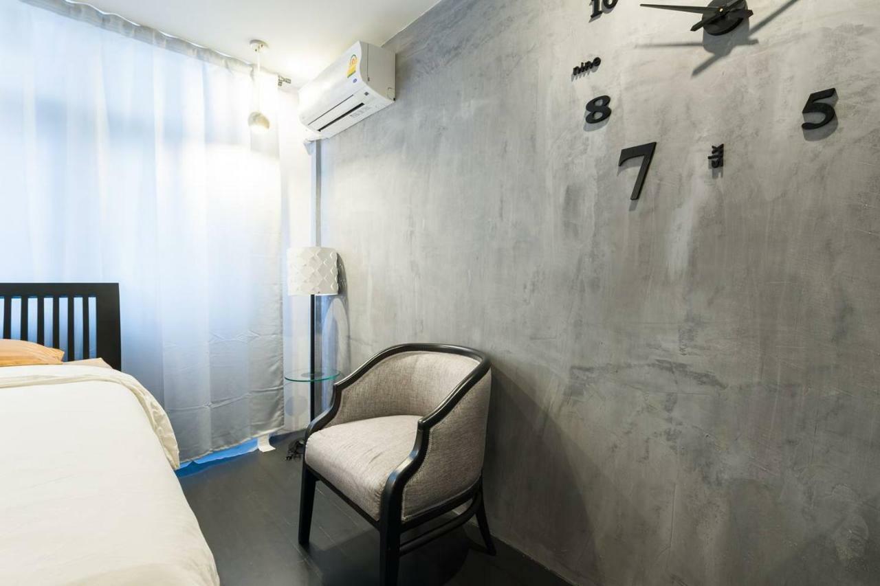 196 Oldtown Chic Hostel Bangkok Buitenkant foto